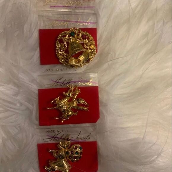 4 Vintage Haskell Jewels Christmas Rhinestone Gold Tone Brooches - Picture 2 of 6
